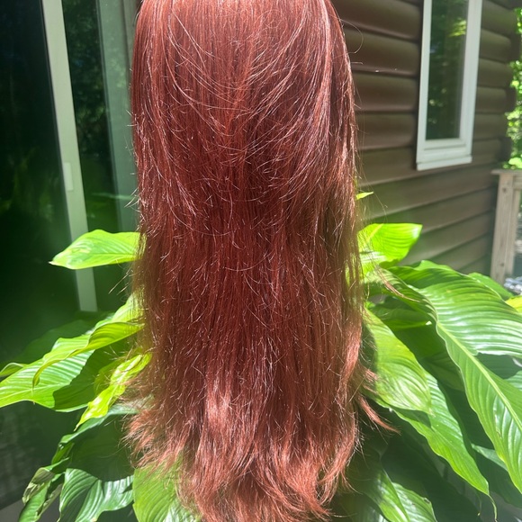 Jon Renau Avery Hand Tied Lace Cap Synthetic Fiber Wig 130/31 Cherry Cobbler - Picture 2 of 14